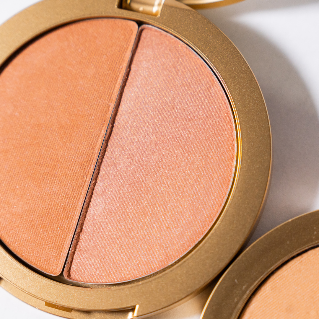 Duo Glow Bronzer - Joann